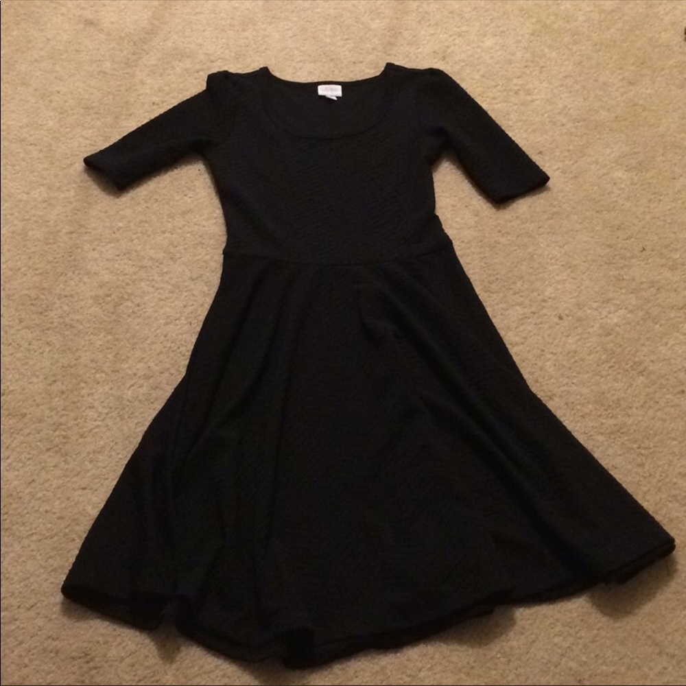 NWT LULAROE BLACK NICOLE MED